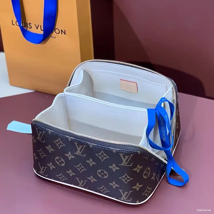 Fashionrep 2408YA0172 LV Bags 0805